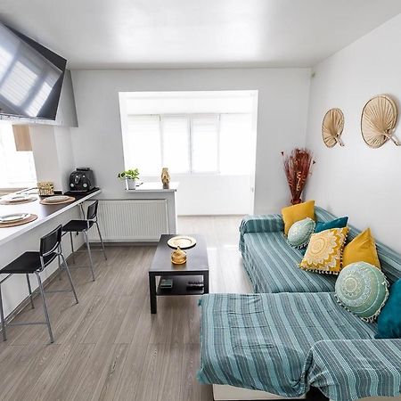 פיטסטי Apartament Expoparc מראה חיצוני תמונה
