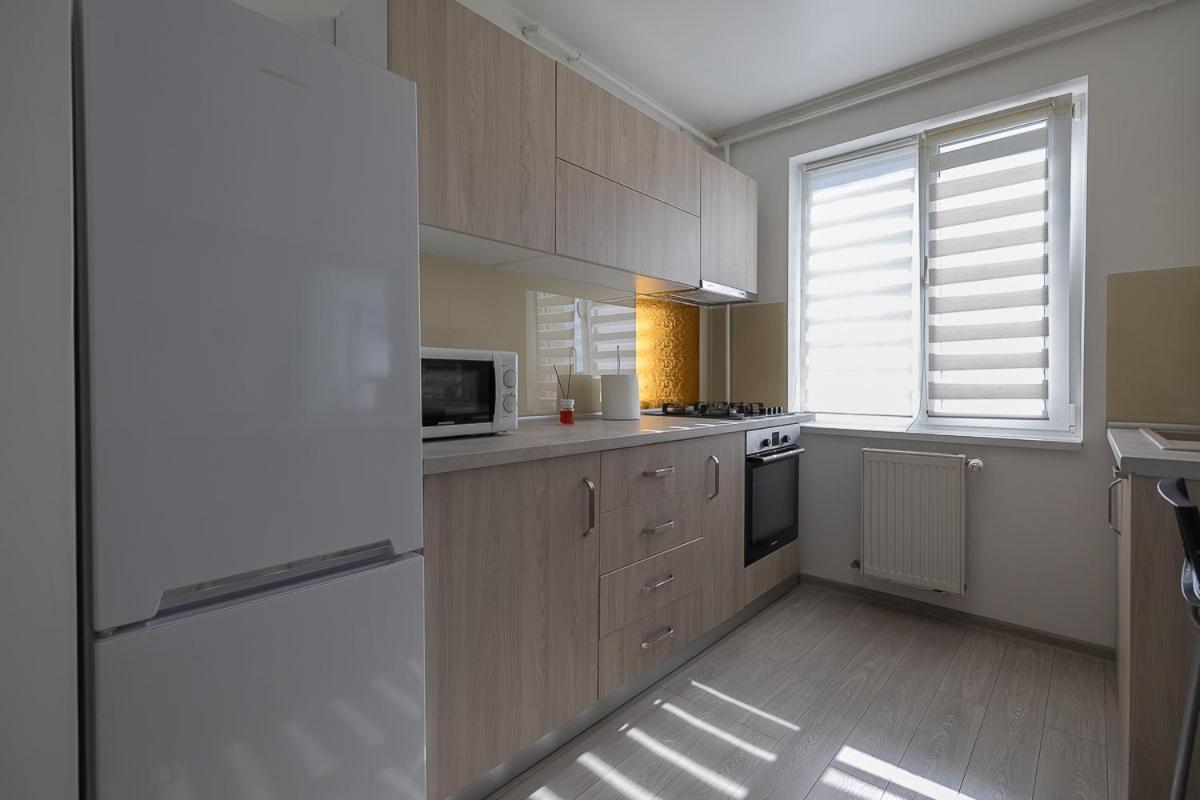 פיטסטי Apartament Expoparc מראה חיצוני תמונה